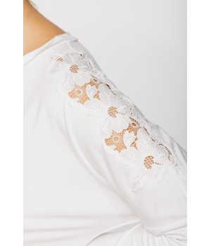 Camisón largo violeta y blanco juntos